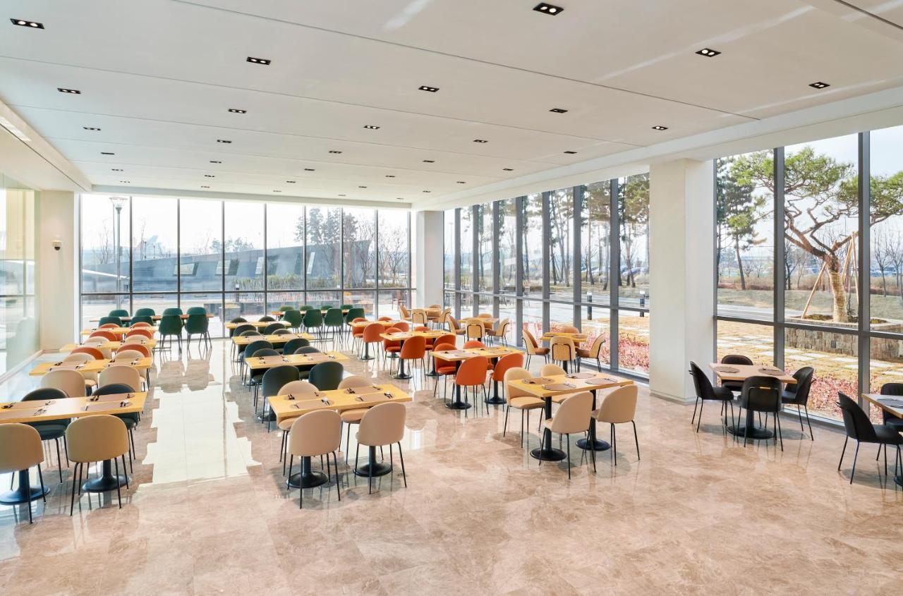Ibis Styles Ambassador Incheon Airport T2 Hotel Exterior foto